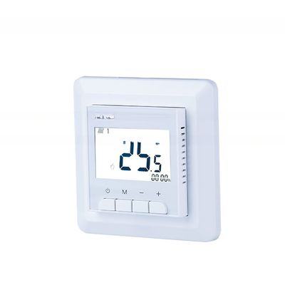 Controller di temperatura per il riscaldamento a pavimento con programmabilità settimanale